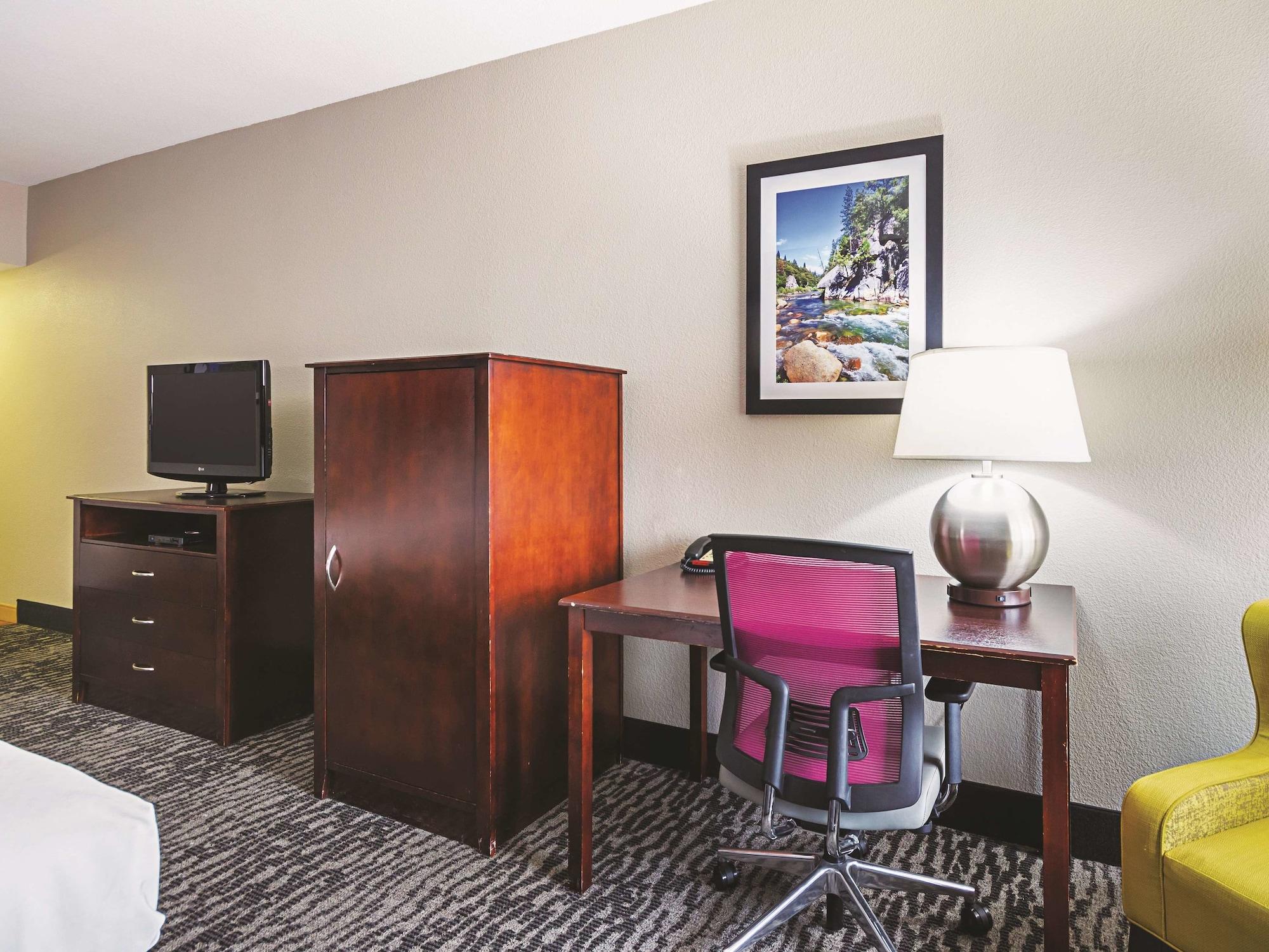 מלון La Quinta By Wyndham Fresno Northwest מראה חיצוני תמונה