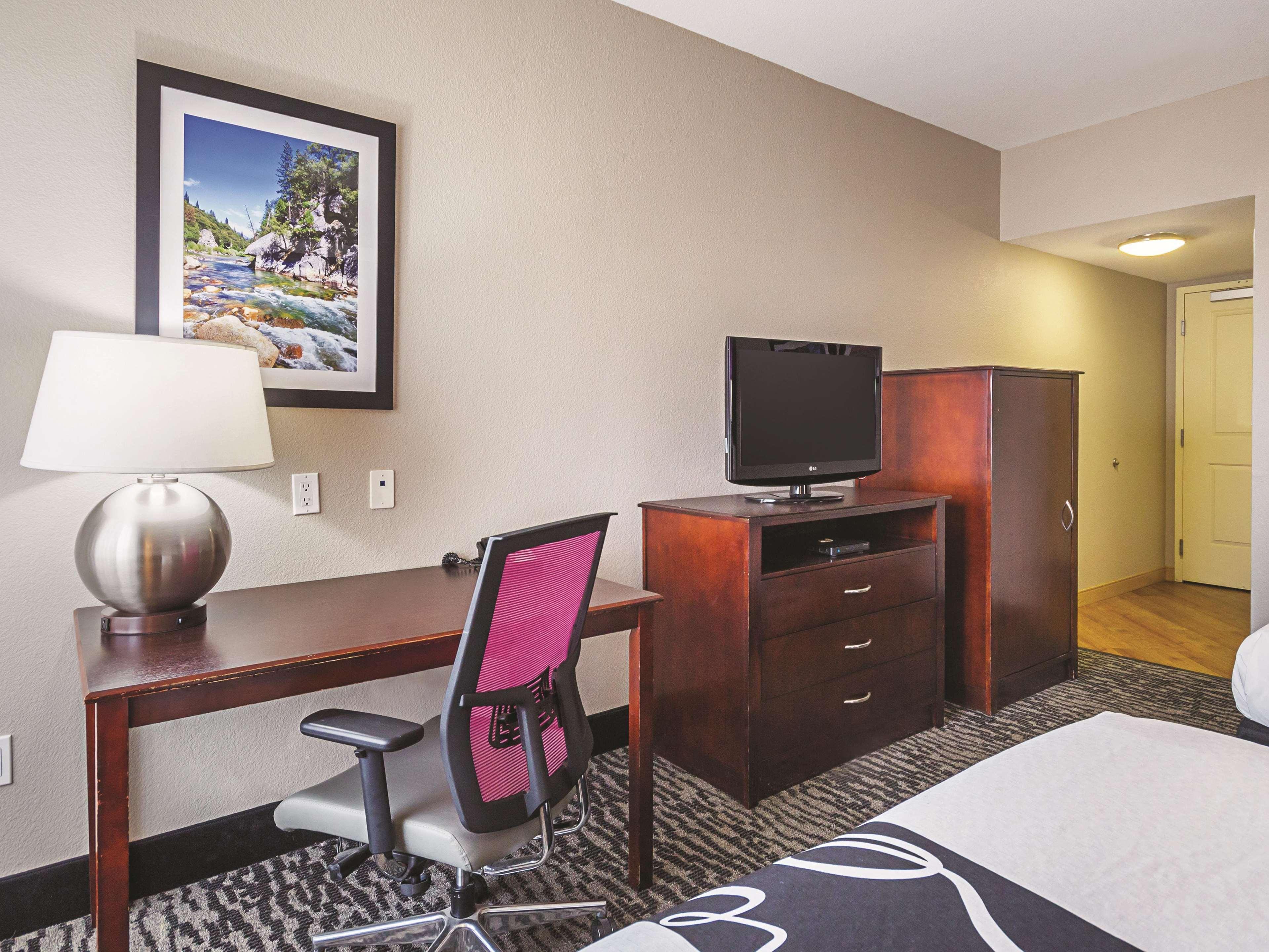 מלון La Quinta By Wyndham Fresno Northwest מראה חיצוני תמונה